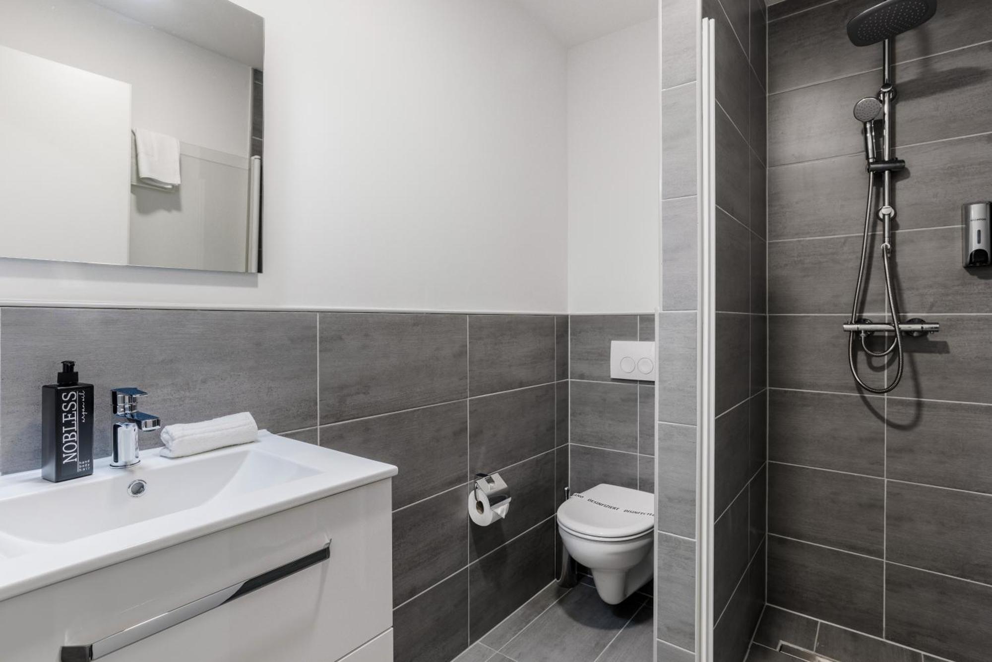 Hotel Montenegro Вормс Екстер'єр фото