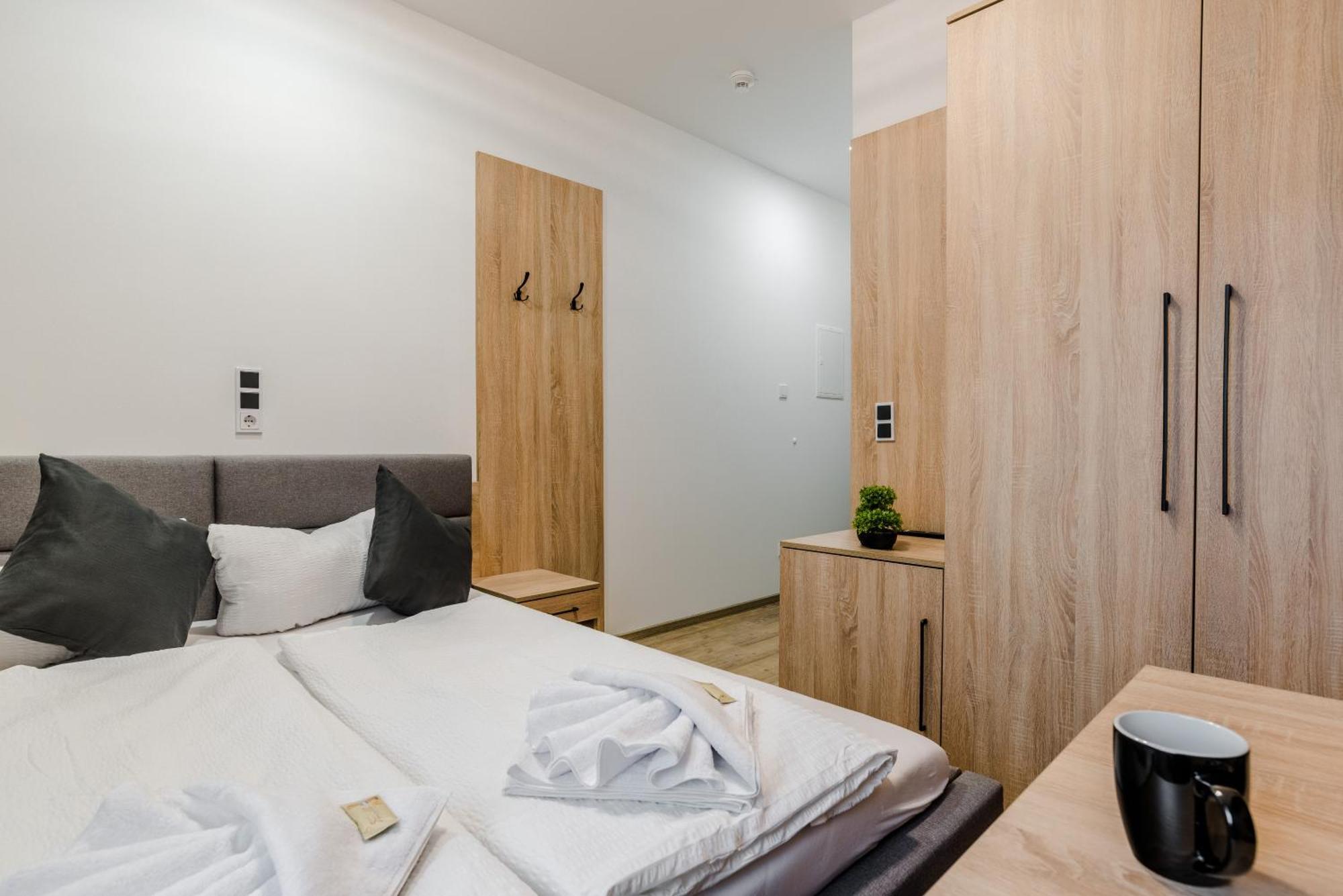 Hotel Montenegro Вормс Екстер'єр фото