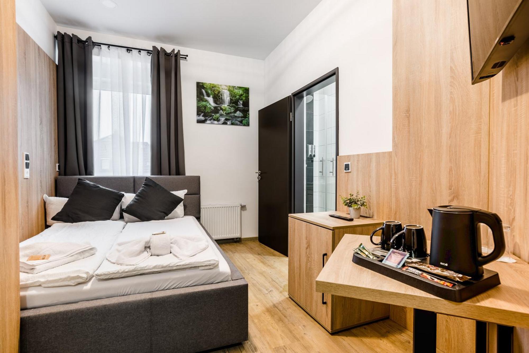 Hotel Montenegro Вормс Екстер'єр фото