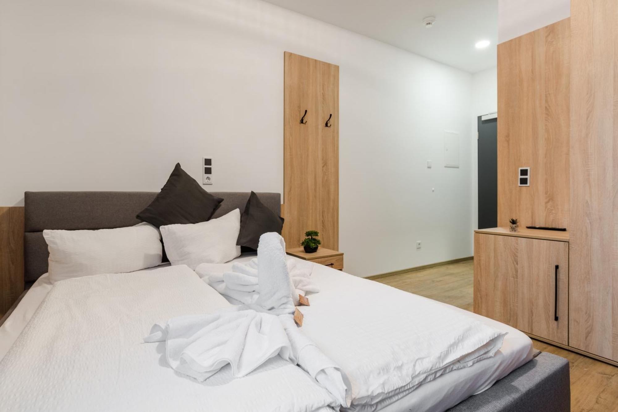 Hotel Montenegro Вормс Екстер'єр фото