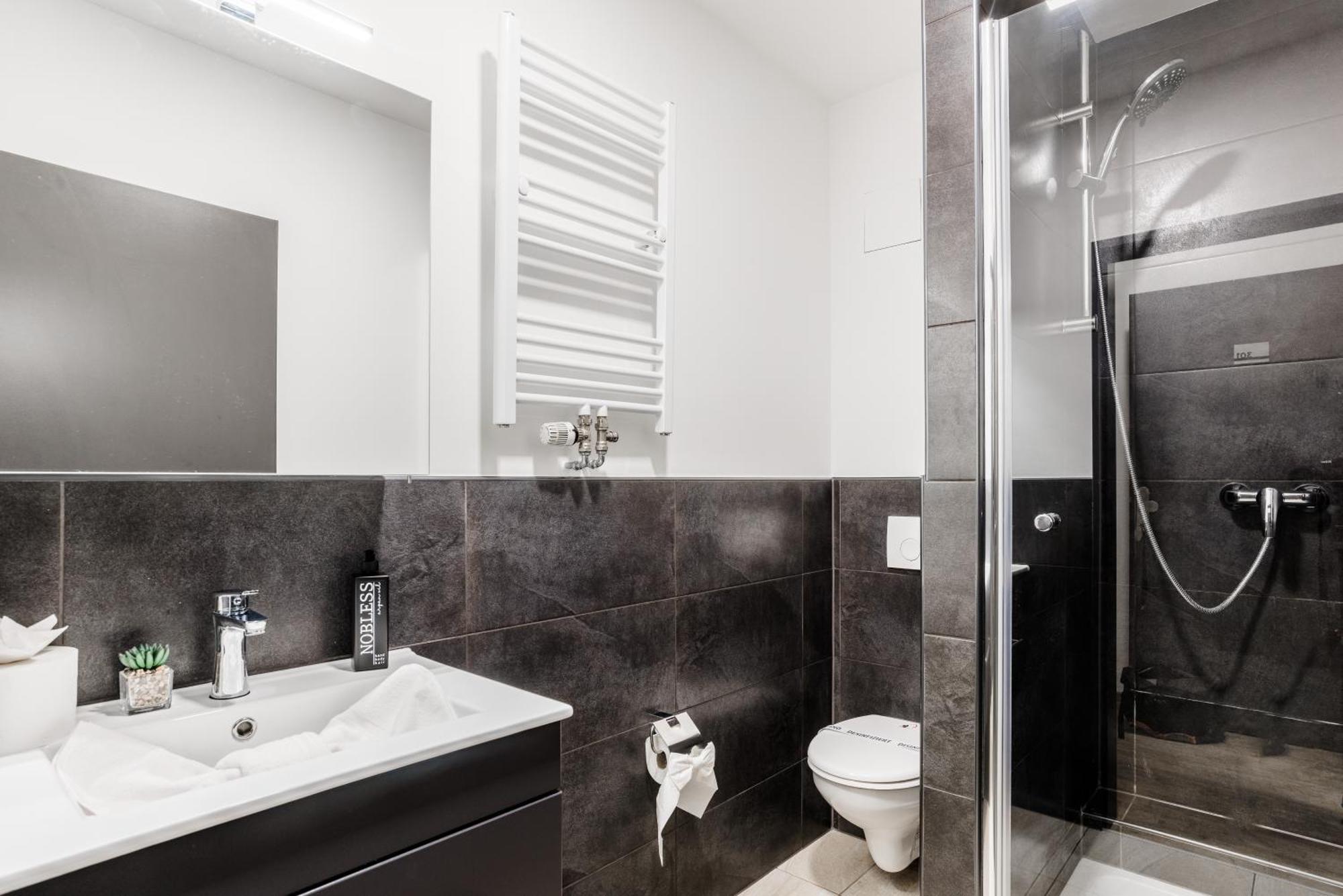 Hotel Montenegro Вормс Екстер'єр фото