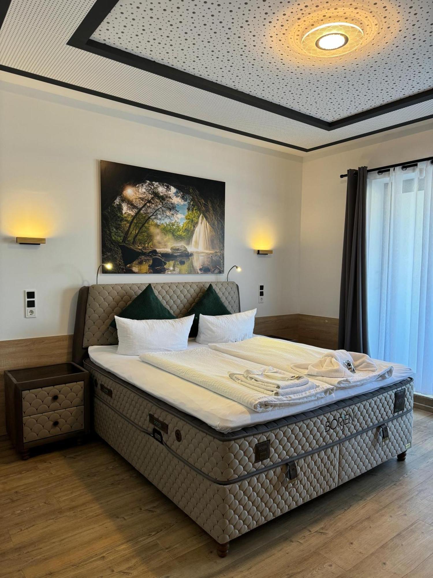 Hotel Montenegro Вормс Екстер'єр фото